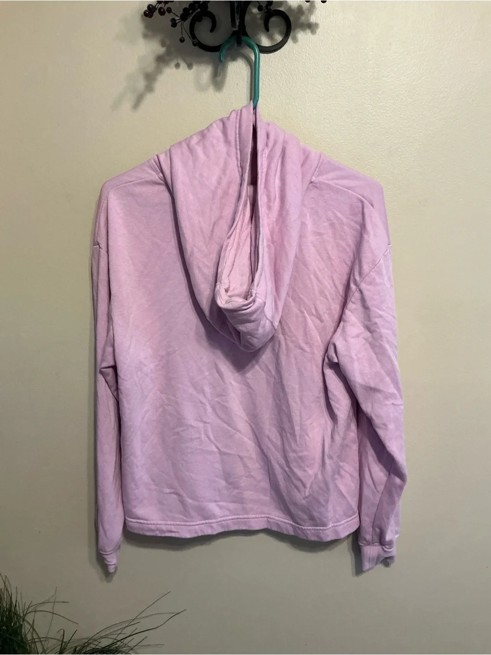 Nike Pink Hoodie – Women’s Small – Metallic Gold Logo - Picture 3 of 6